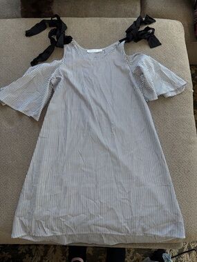 Potter's Pot Black and White Striped Cold-Shoulder Dress with Tie Straps